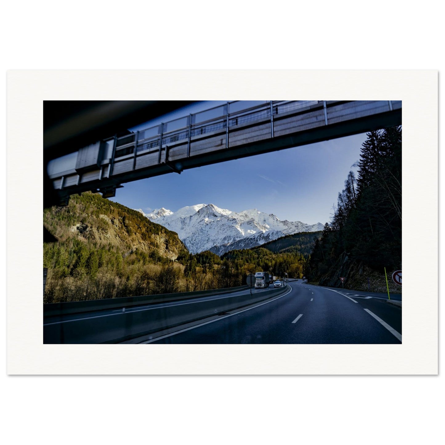 b063ee2e-ca22-44fa-a2c4-4d76f1d6714c